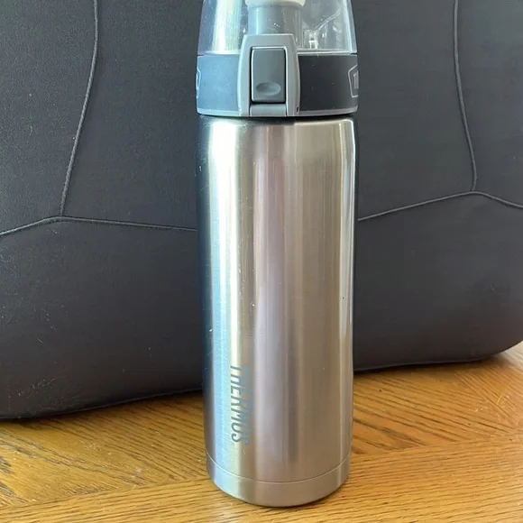 Thermos Stainless Steel - Picture 2 of 6